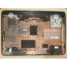 Корпусные запчасти (поддон, нижняя часть) CN-0WD05F-12807-21I-00H8-A02 для ноутбуа Dell Inspiron N7110, б/у